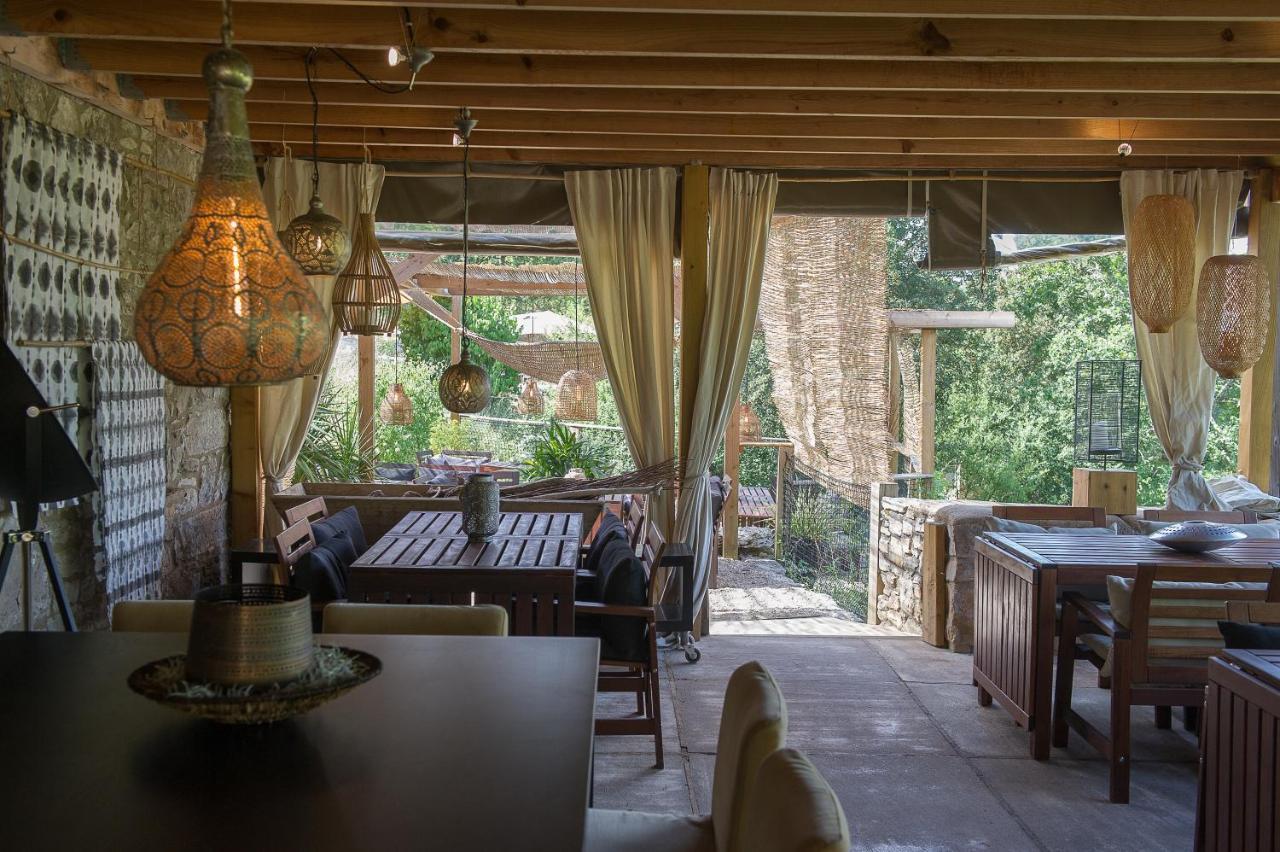 Aux Lodges Du Mas De Nadal Sauliac-sur-Célé エクステリア 写真
